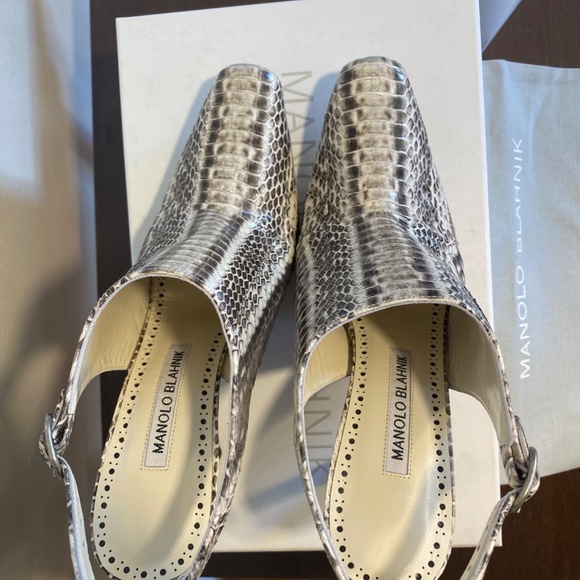 Manolo Blahnik size 37 (size 7 USA) Matilda Snake Slingbacks - Picture 12 of 13
